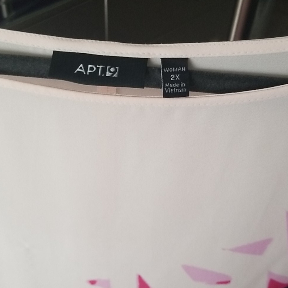 APT 9 PLUS BLOUSE - Picture 4 of 5